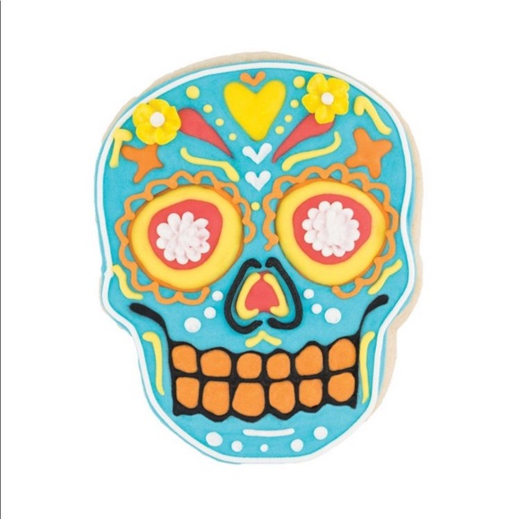 Tovolo Sugar Skull Cookie Cutter and 6 Stamps - Picture 4 of 10